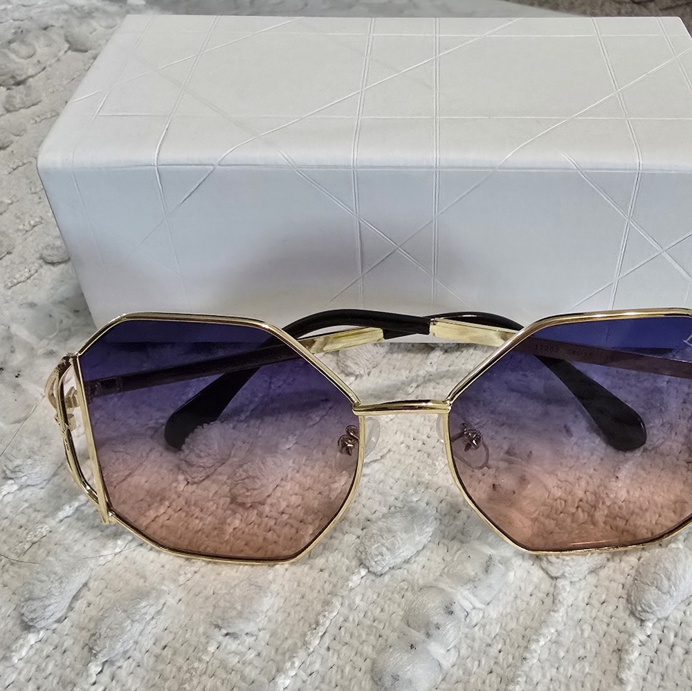 New Gradient Hexagonal Sunglasses - Picture 1 of 4